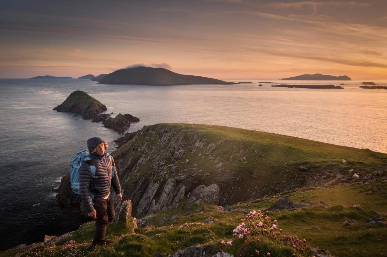 Mount Brandon Hostel Cloghane Esterno foto