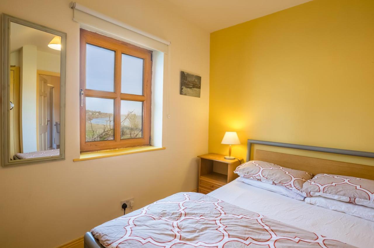 Mount Brandon Hostel Cloghane Esterno foto