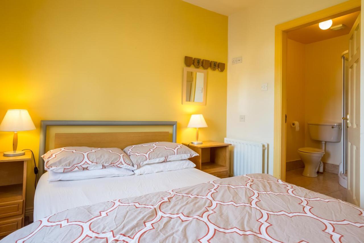 Mount Brandon Hostel Cloghane Esterno foto
